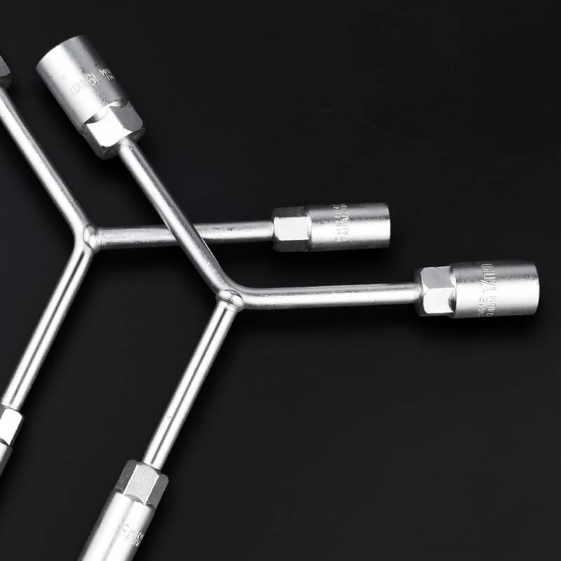 Llave en forma de Y Trident Socket