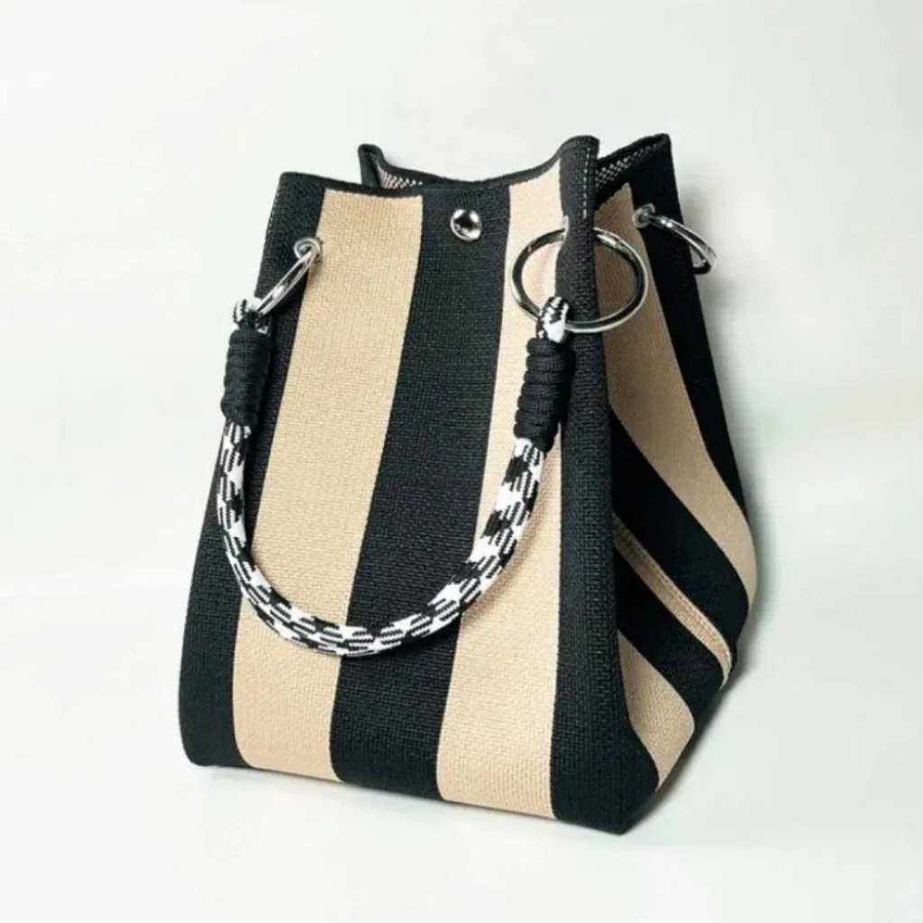 🏆👜 Oferta por Tiempo Limitado: 50% DESCUENTO 🌴 Bolso Cubo de Punto Boho a Rayas para Mujer – Bolso de Hombro Artesanal para Playa y Verano