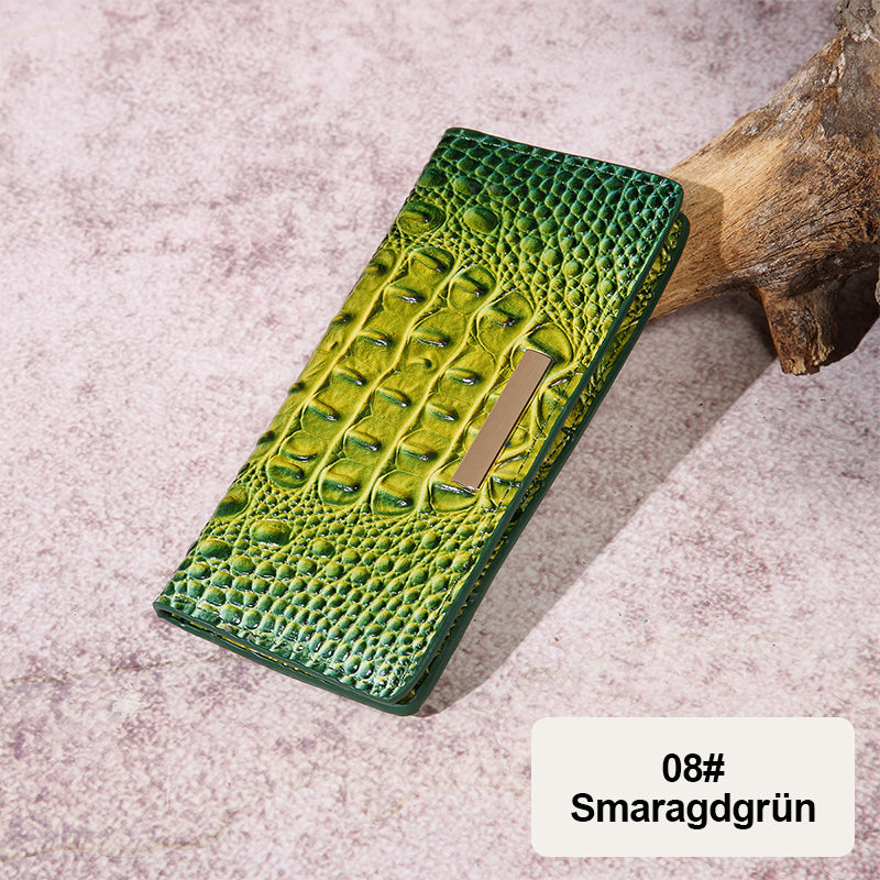 wallet with crocodile pattern