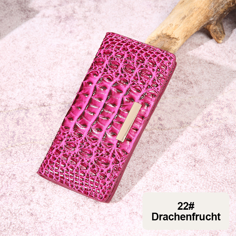 wallet with crocodile pattern