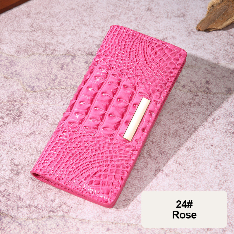 wallet with crocodile pattern