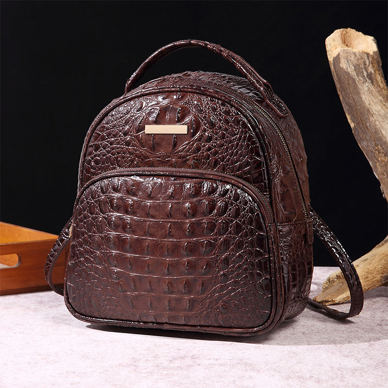 Trendy backpack made of PU leather with crocodile embossing