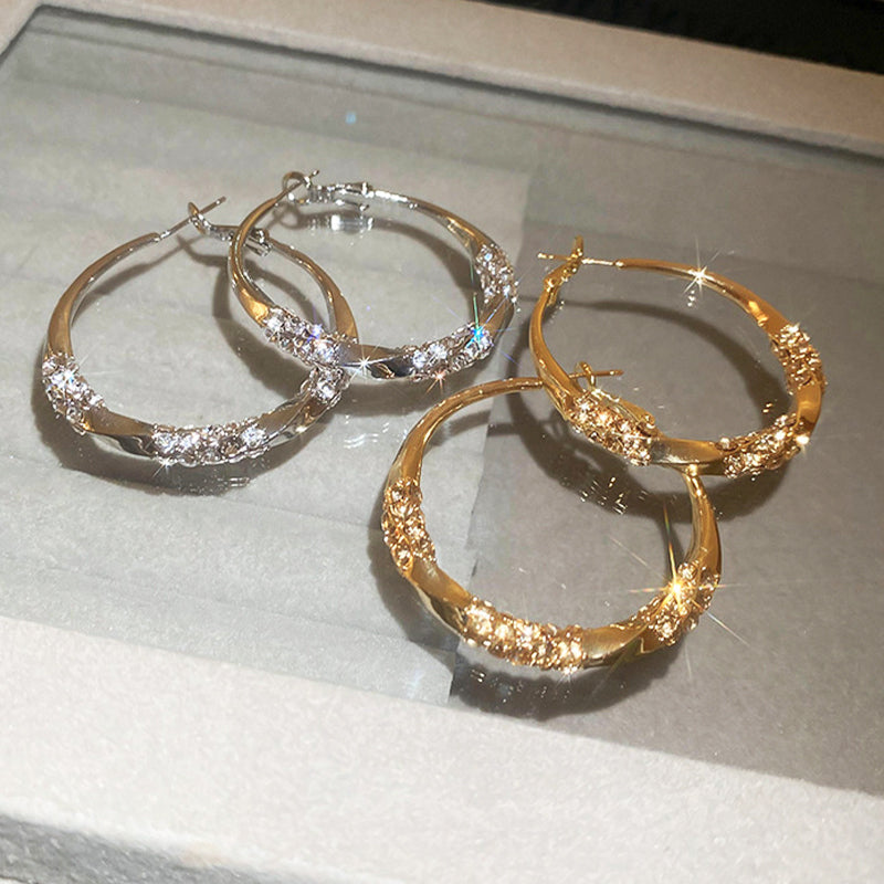 💖VENTA DE ÚLTIMO DÍA 50% DE DESCUENTO💖Pendientes en forma de círculo con circonita.