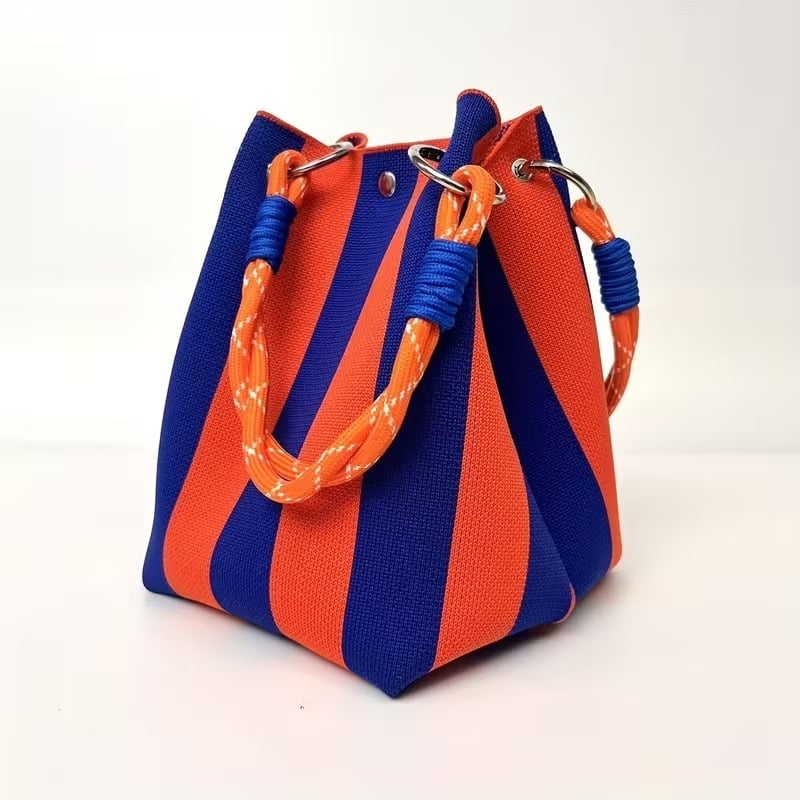 🏆👜 Oferta por Tiempo Limitado: 50% DESCUENTO 🌴 Bolso Cubo de Punto Boho a Rayas para Mujer – Bolso de Hombro Artesanal para Playa y Verano