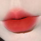 Brillo de labios mate giratorio, suave y duradero