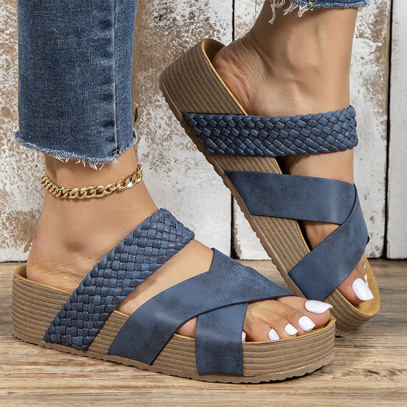 👡 ¡50% DE DESCUENTO AHORA! 🌿Sandalias de cuña para mujer con tiras trenzadas cruzadas – Diseño de doble tira, plataforma elevada y PU resistente ✨