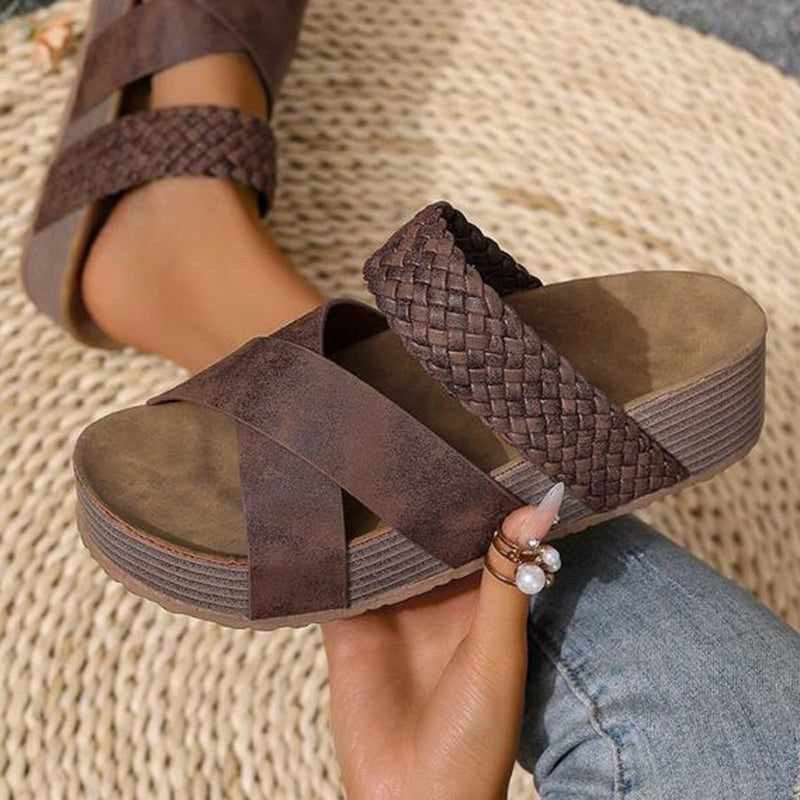👡 ¡50% DE DESCUENTO AHORA! 🌿Sandalias de cuña para mujer con tiras trenzadas cruzadas – Diseño de doble tira, plataforma elevada y PU resistente ✨