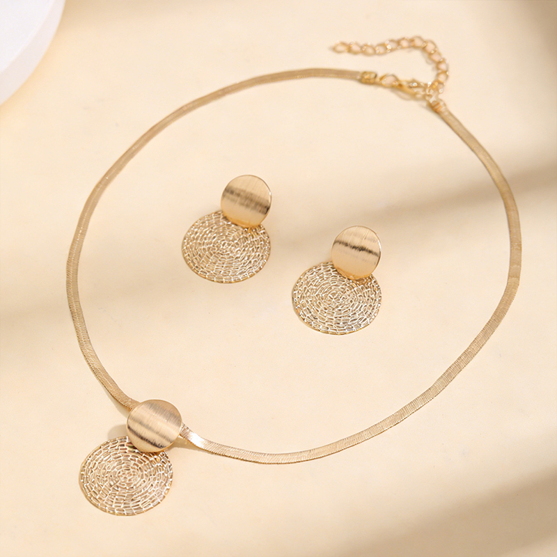 💫 ¡TIEMPO LIMITADO 55% DE DESCUENTO! ✨ Set de joyería geométrica moderna – Bañado en oro, ligero, elegante 🔶